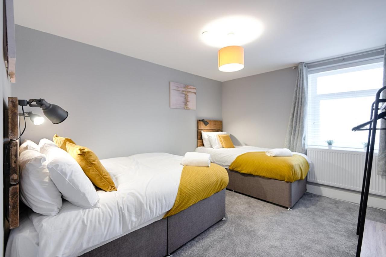 3 Rm Studio, Open-Plan Living, Dining, & Kitchen Llanelli Exterior foto